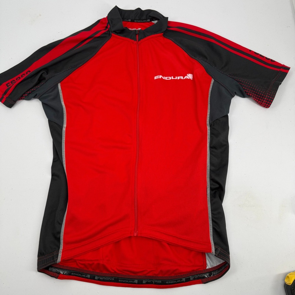Endura Cycling Jersey Mens‎ Medium Red Black Full Zip Short Sleeve Pockets FS260